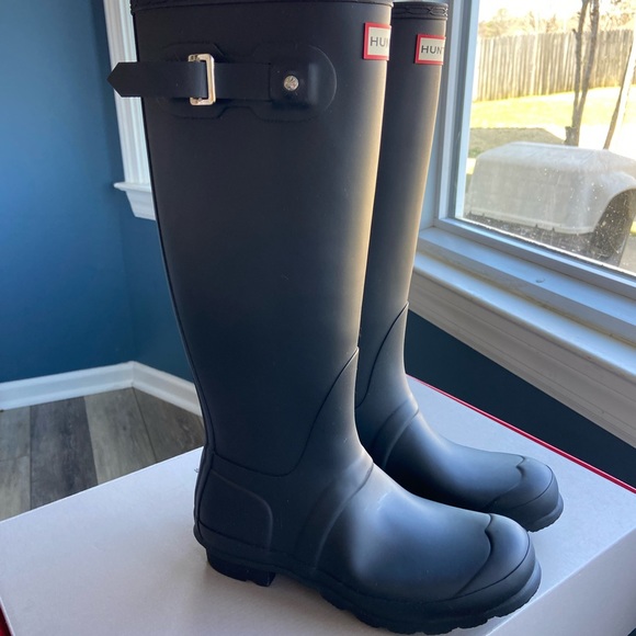 SOLD - NIB Hunter Tall Rain-boots- Black Women’s Size 7 - Picture 5 of 12